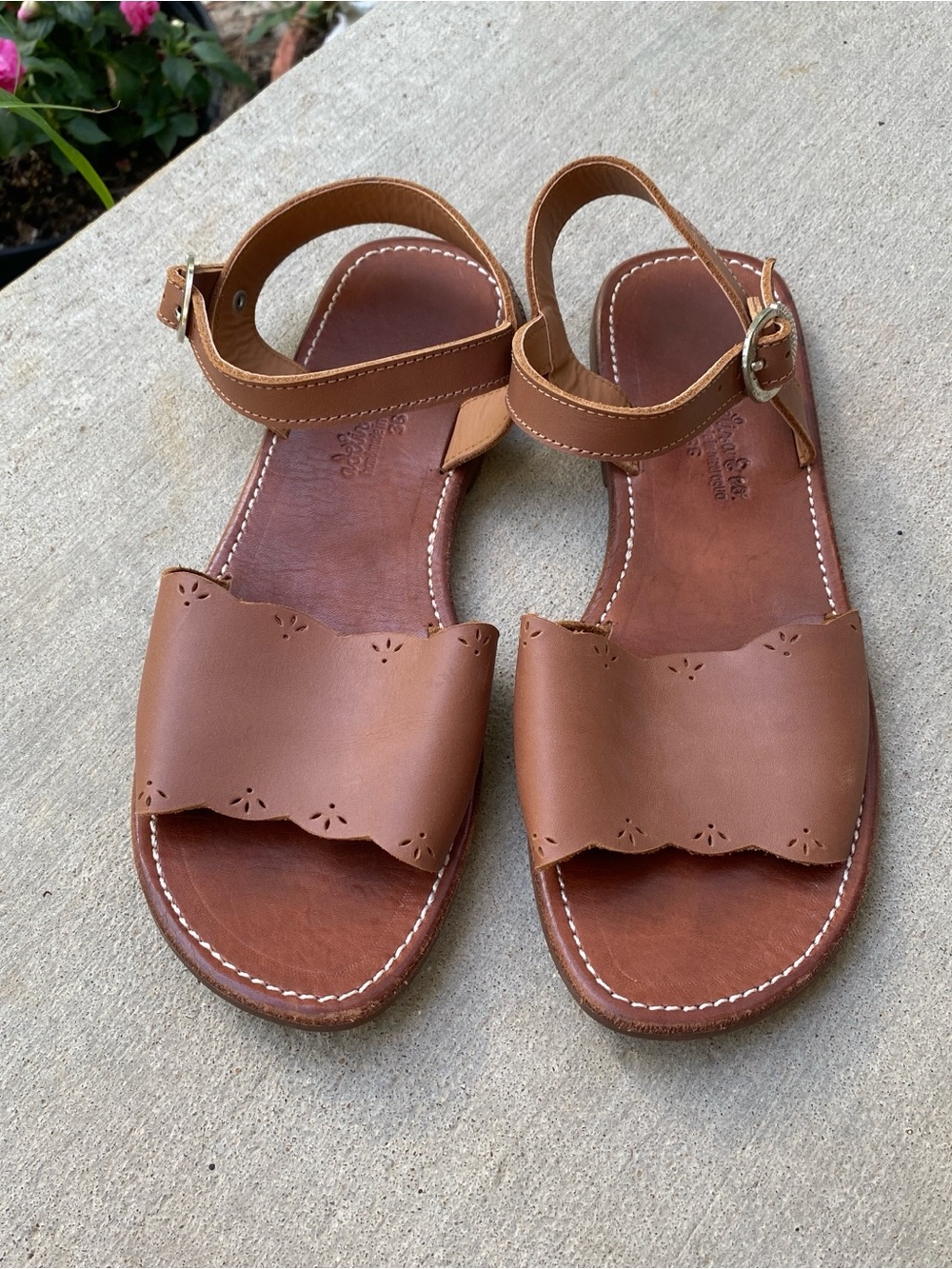 Adelisa & Co. Bella Brown Leather Scalloped Ankle-Strap Sandals Women’s 6/36